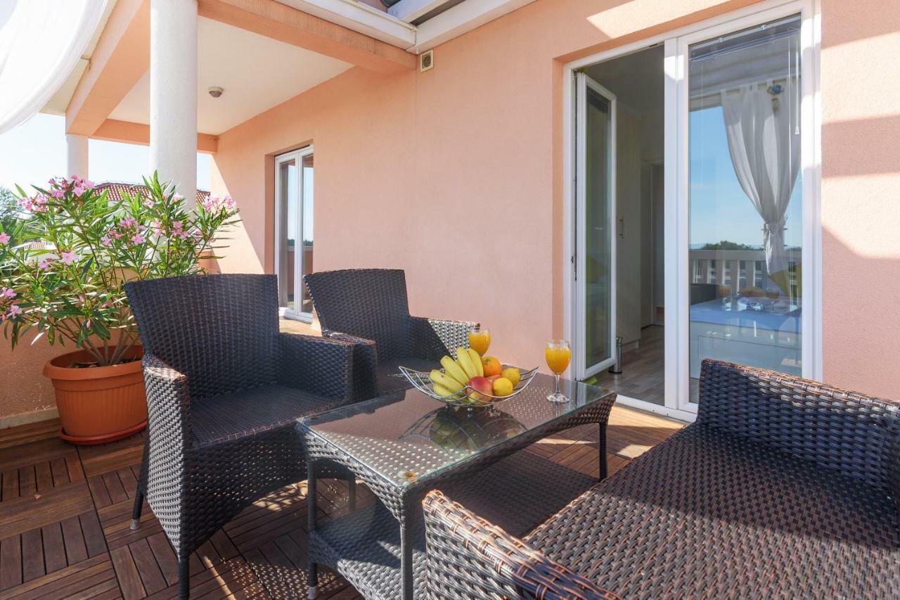 Very Special Apartments Пакоштане Экстерьер фото