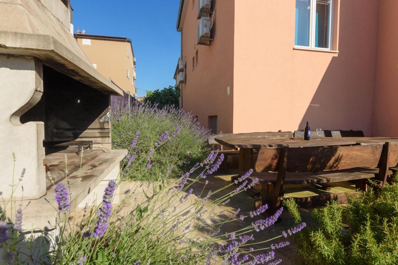 Very Special Apartments Пакоштане Экстерьер фото